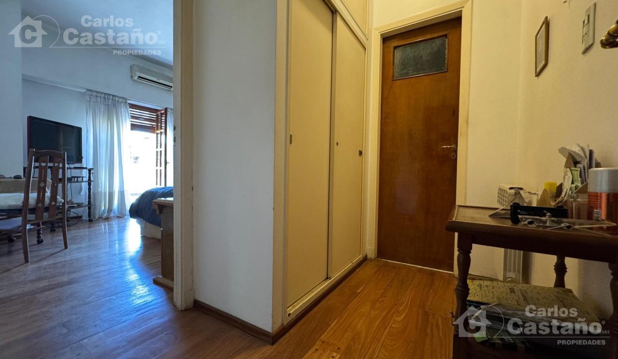 6497940_13154399364342984916760466778087660480815666383475626983556961133495048255878