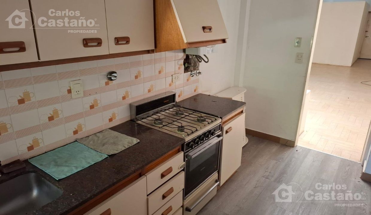 6677685_88694942227601561967811694856610058407931676868366483718340560513667992866426