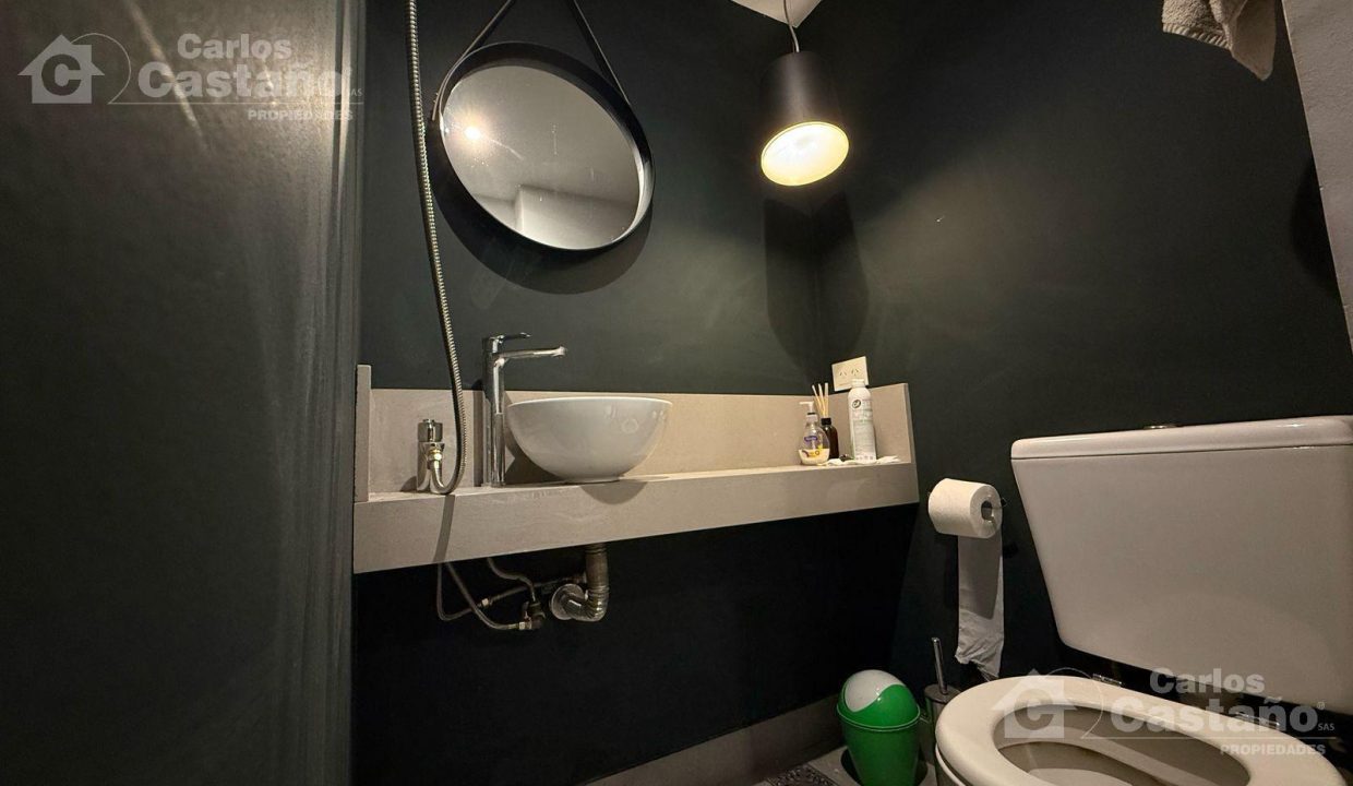 6836987_16851596931662217697608314659350293819756259335115799699813214648141870414031