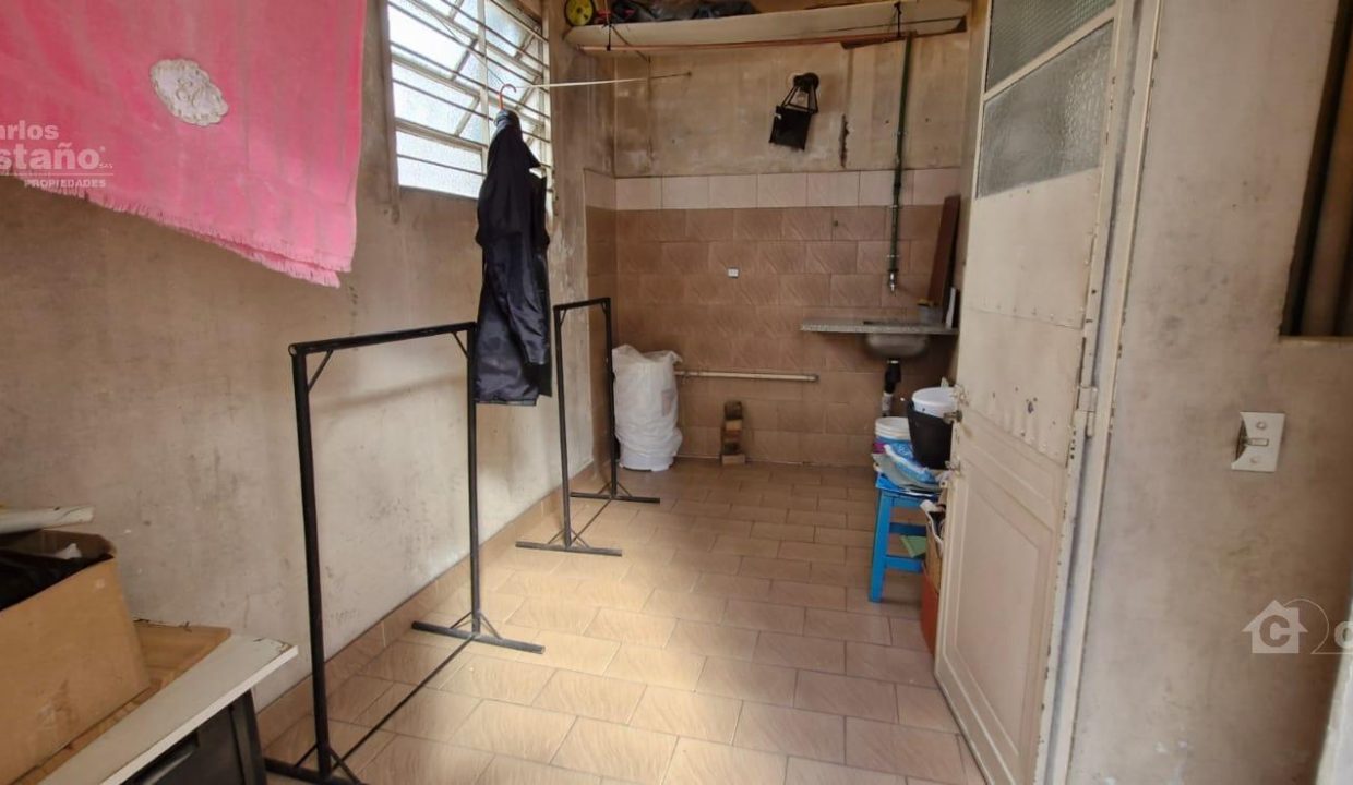 7003480_60655860563779190913831931017712278406834226917378380956620211765551731865948