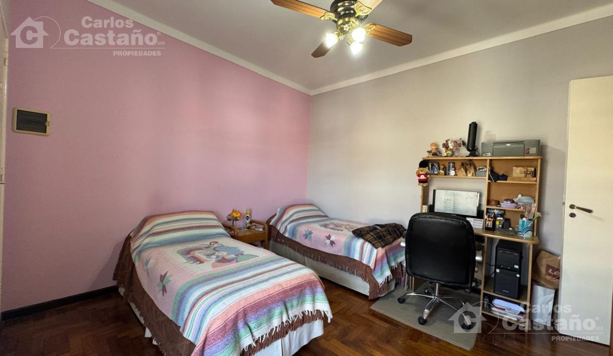 7092933_50132940459035145581922073242135326933912957664898230238777211617790225633385