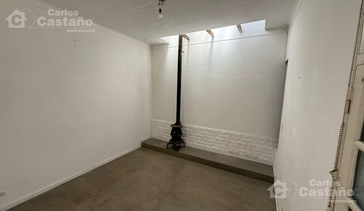 7104617_27495971724579404558169520836753122652637166056063807521961012151134375744919