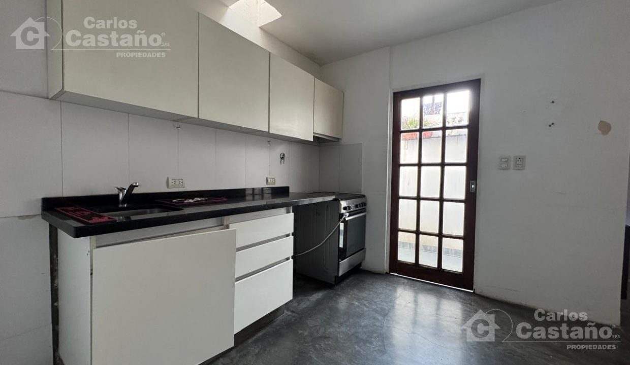 7146570_48336419175216962783896685299731776876834967631560150718701726454569347602322