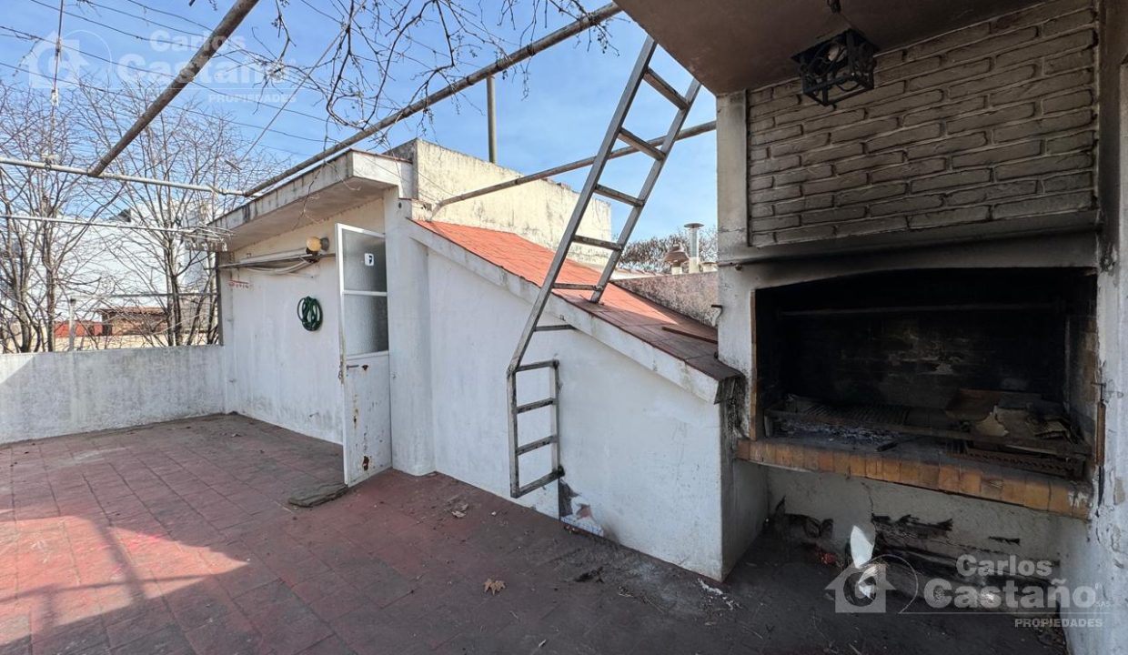 7240227_27146139944020608232401923448185389130866076372518284683312337620033922503716