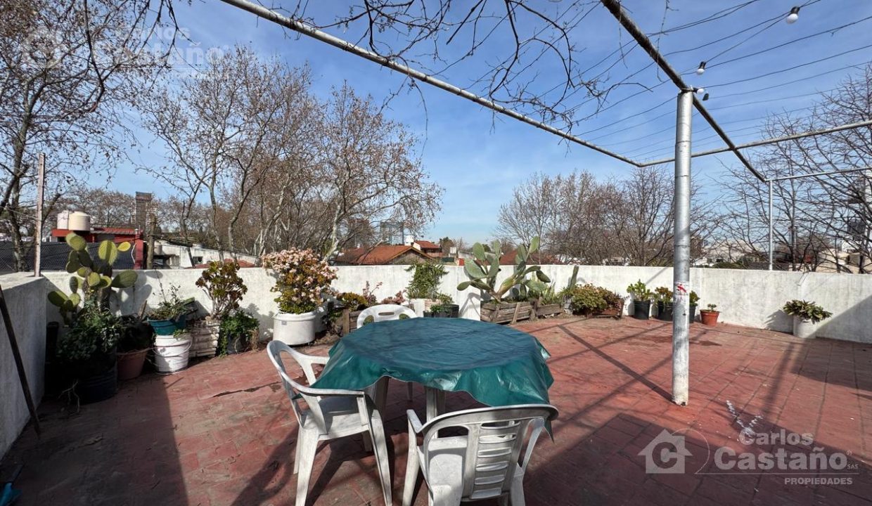 7240227_30273994536580460617549295929466720196575092136594242634982014724970749553648