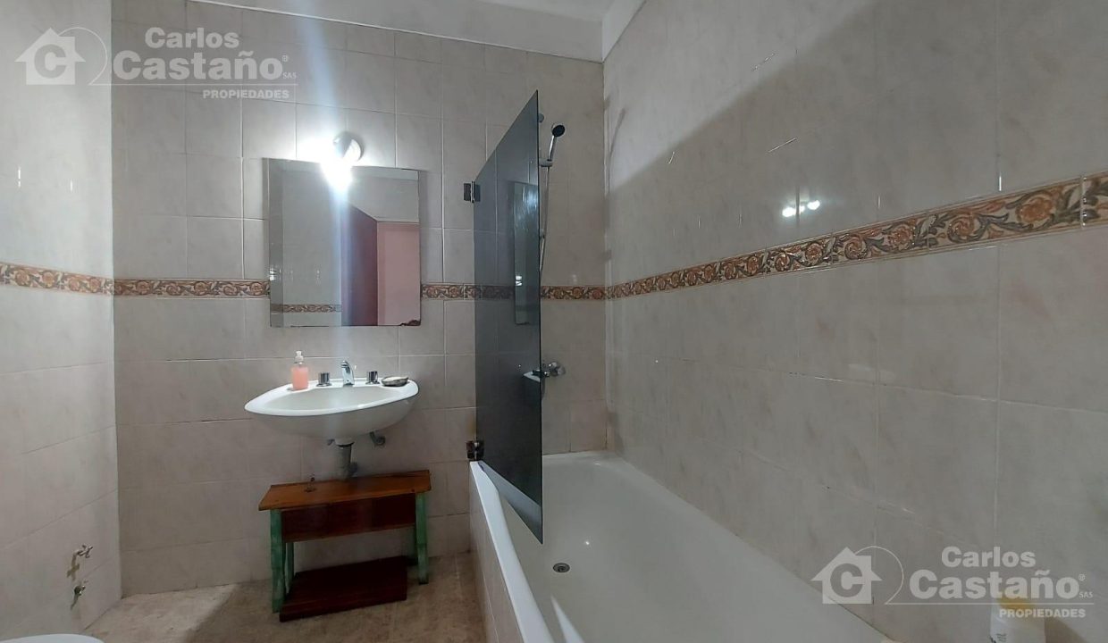 7469451_72074332642706987047205937566192632471494589647762067581121652976643386735375