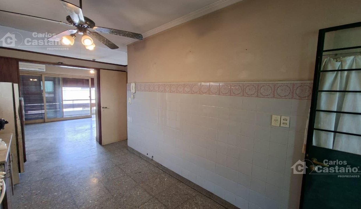 7520541_108959504526685218888921419171500067324087468977028529835493476945285081463037