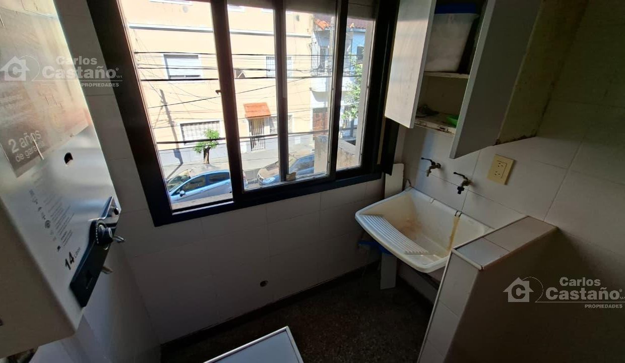 7645814_36907064235857898239399681421050323908662306280792345817541896944764702259843