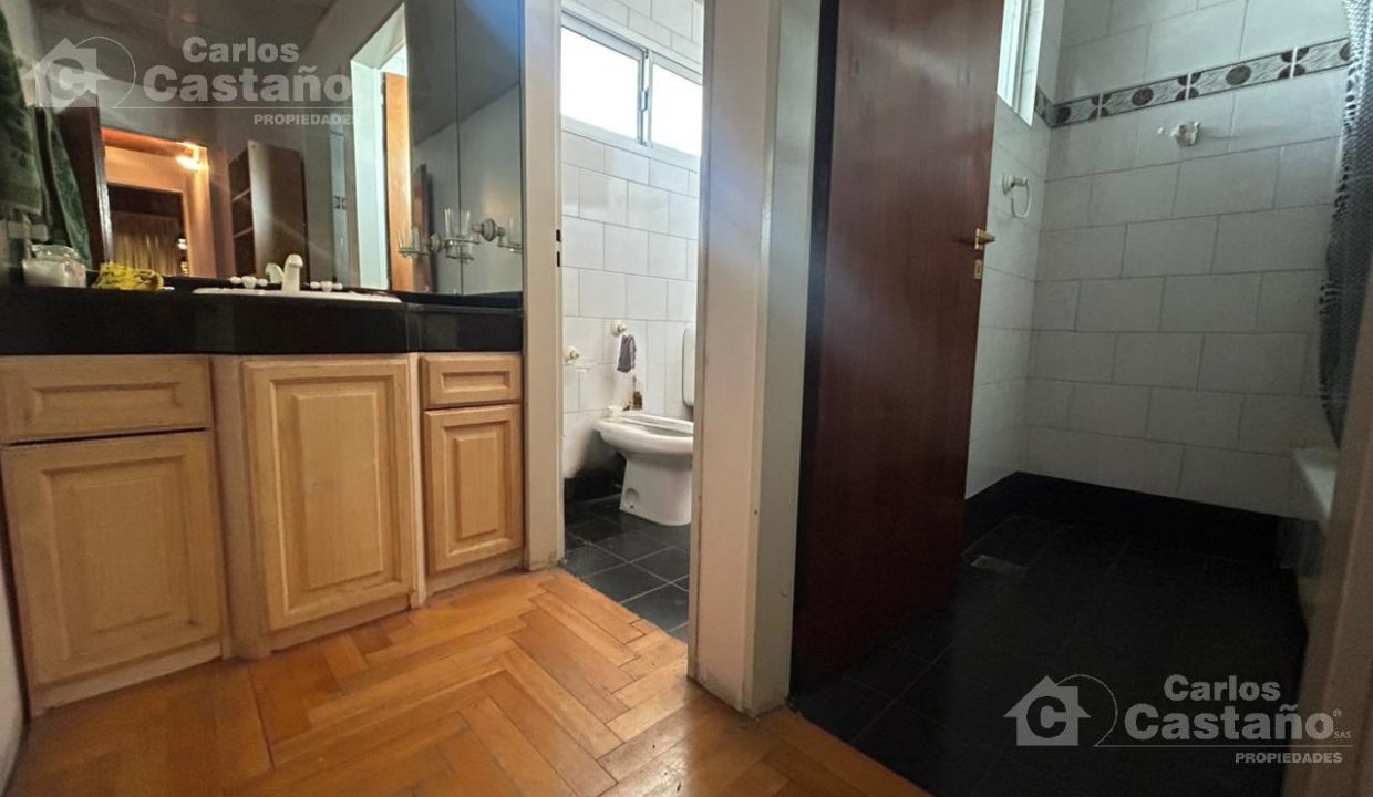 7651492_45818892690276241235161905993609561073288762114573734041097900000508686921744