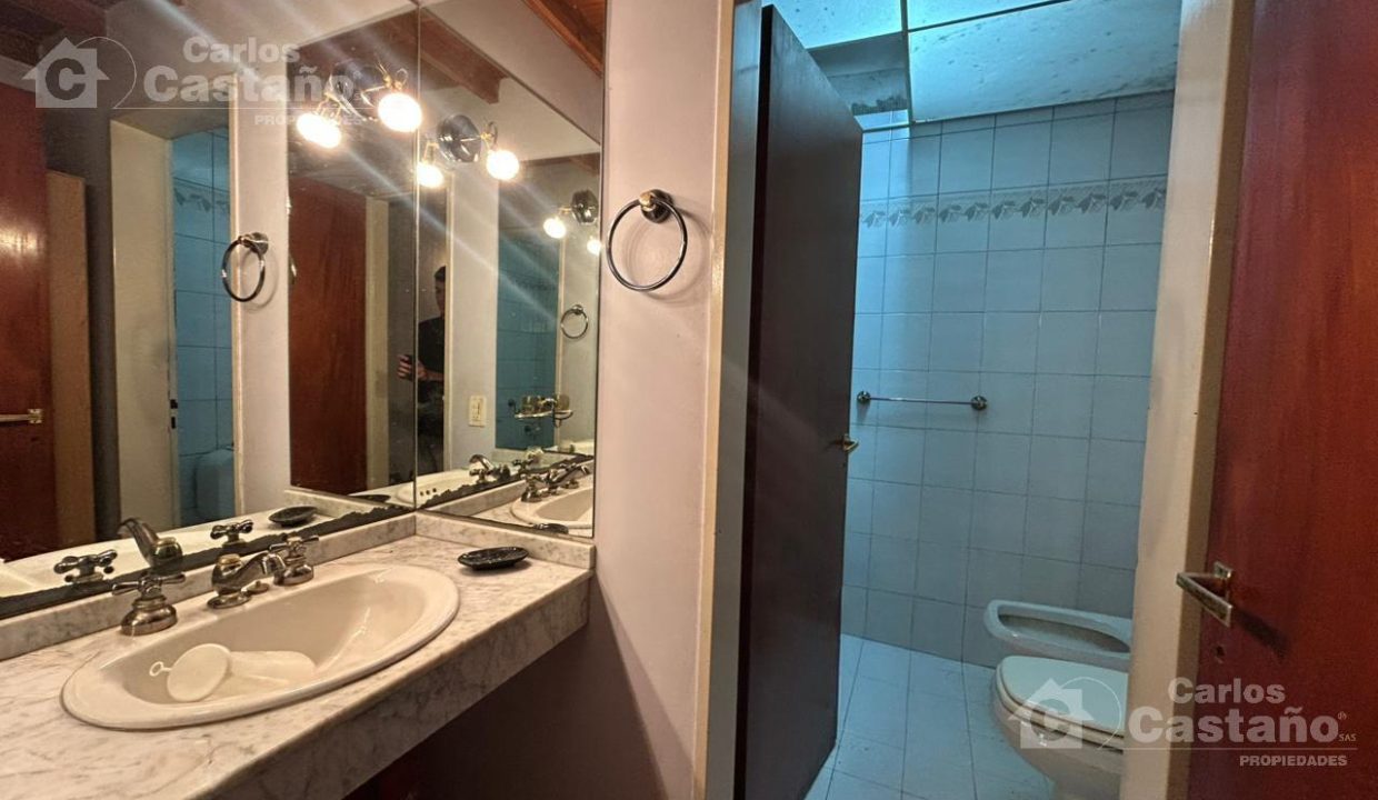 7651492_62214993647134571808886298362613854148563375586199388053634000785947380382766