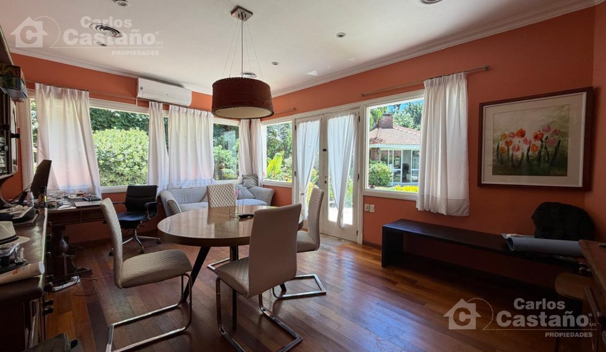 7658425_111805567579611573462186437381163608815577644930544009961833411948095920925373