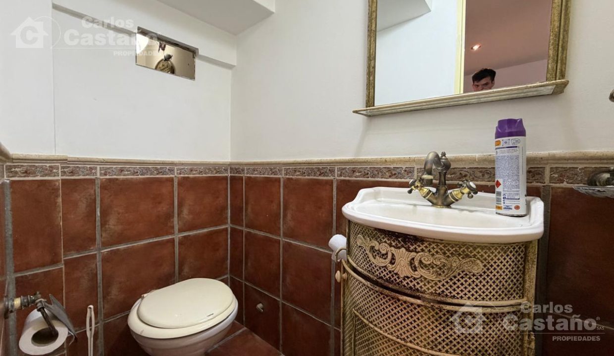 7662779_35884832895226598822667096874791834850492104718477850554977667124645440869952