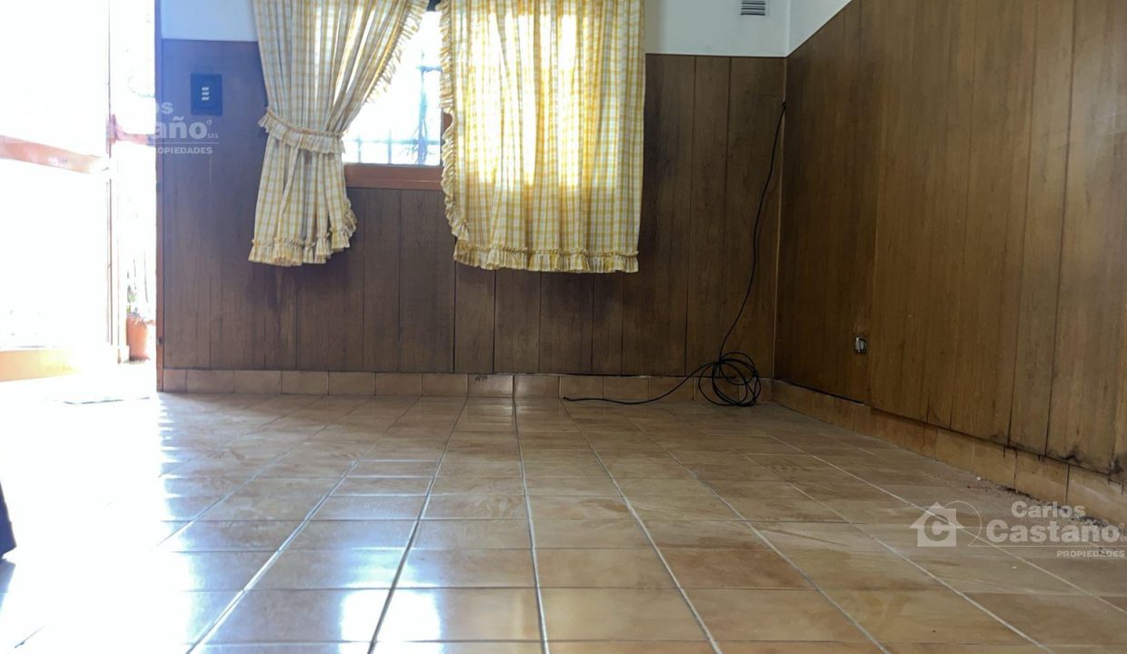 7668333_52979156171865788253586850390317295752661216106159336739139599723228709842783