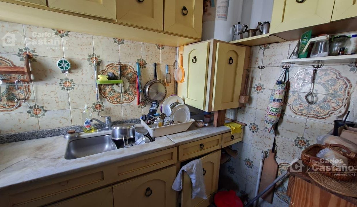 7669952_6070457948143308152856319321775606530874264505697220646754706712644636161355