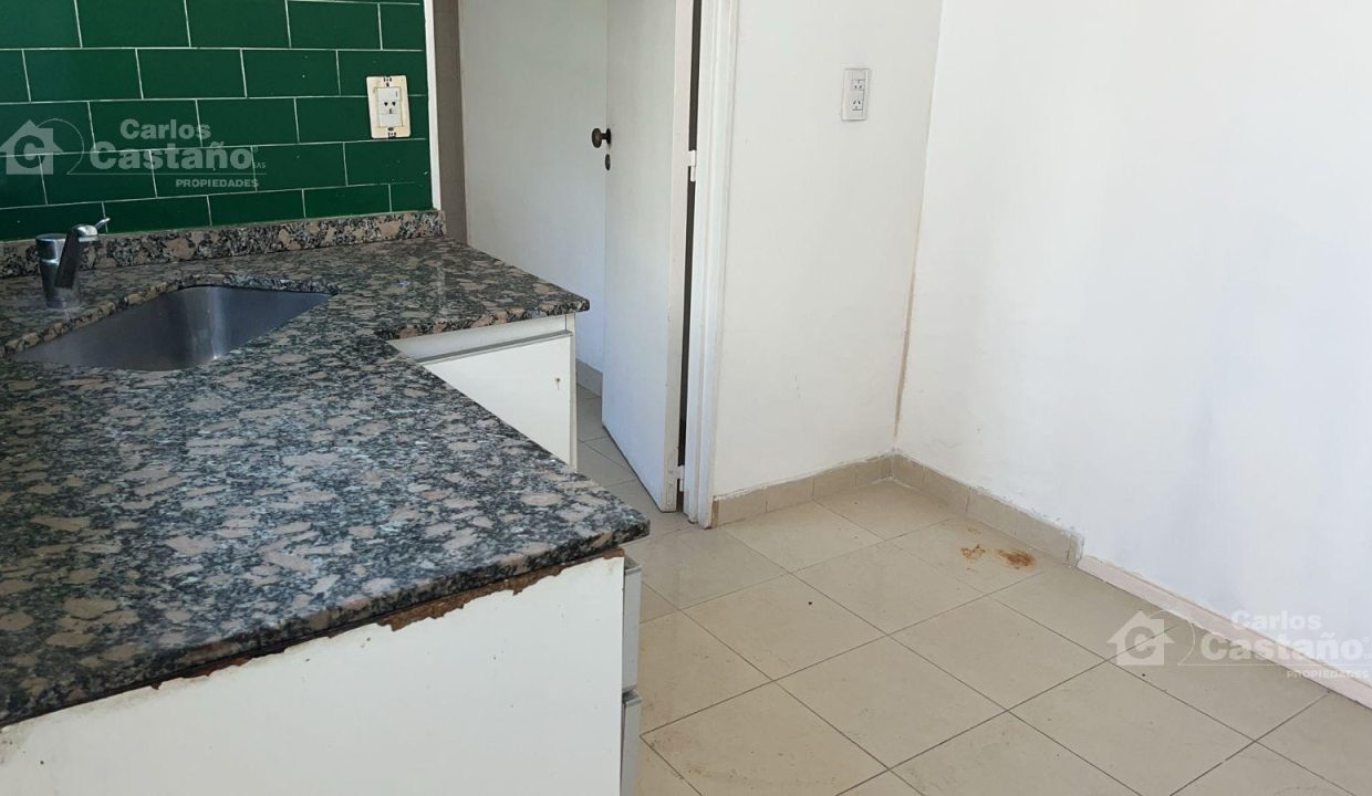 7670080_23282371558503052764784600292425406742678461768533777365903448689720541673907