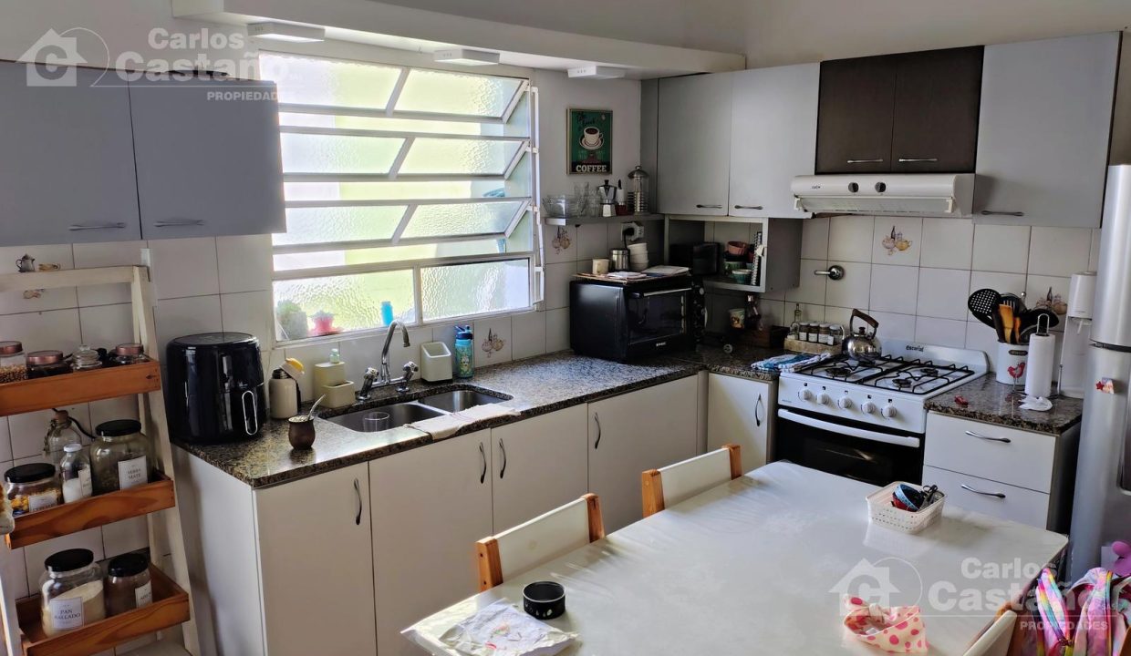 7682477_21699397629901751389821238576924224117293277510231773924604910395077779372062