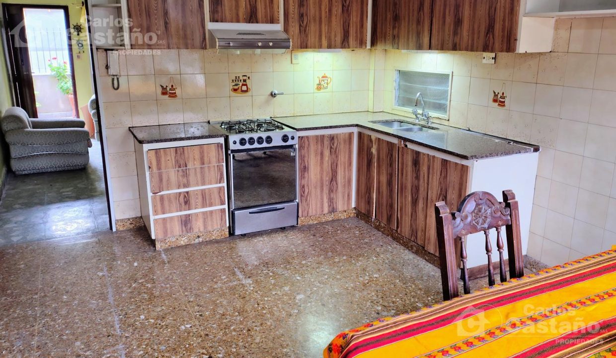 7711793_19951983043986360908986535871373760893888607451195658064325801639346533207623