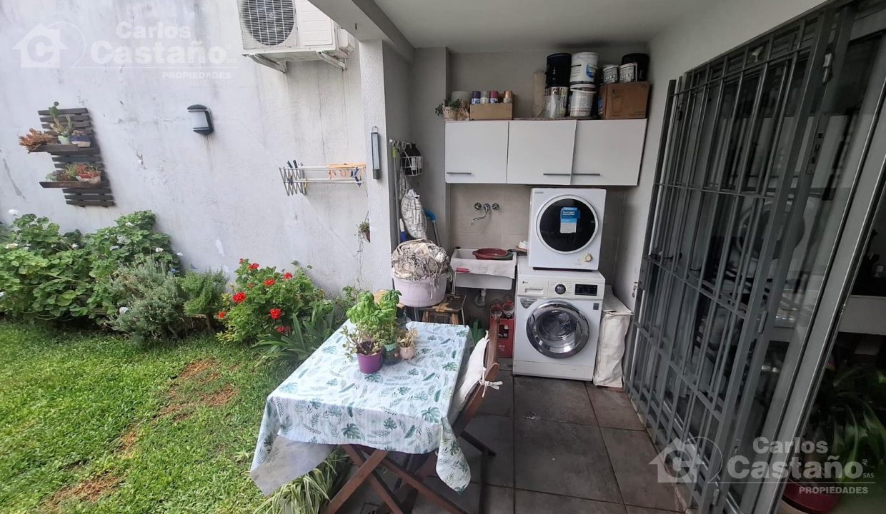 7728826_42651093756657892755817200819902747944450079662179152921830157431412624742617