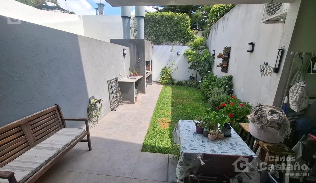 7728826_88021789012269501312418776004338478715250013323364214806552477904257393364841