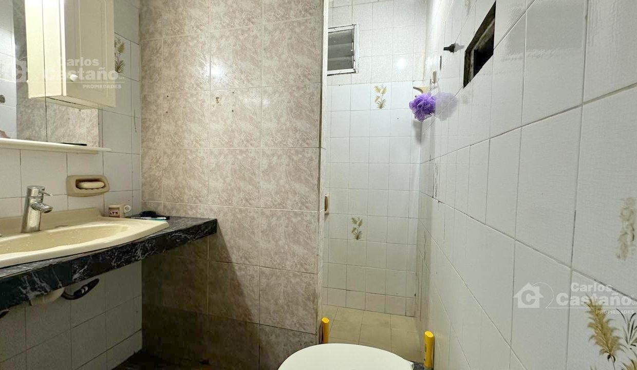 81462139159650362579224802054748663609519931048943664975009507676107606782822