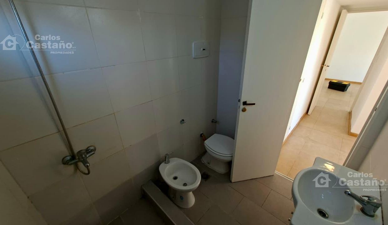 7749163_109341770906679773008023524789534274542927502412269557430814322759881454382322