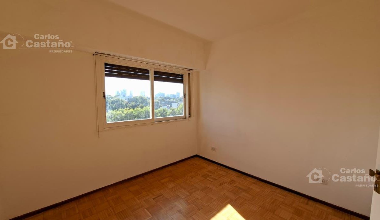 7749163_34983328080829447956663547369561806349259137399021229843711312483557474407028