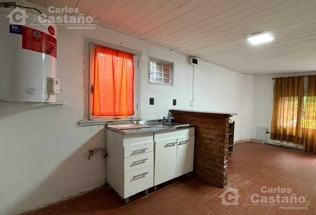 7759022_91019827343150770175809196962953735451369255004568553502215931462586944424002