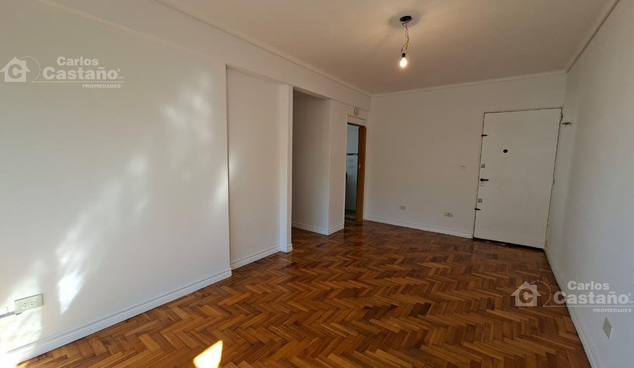 7765275_81814580681236656479481669781865781389021231256376794969189445620731707754402