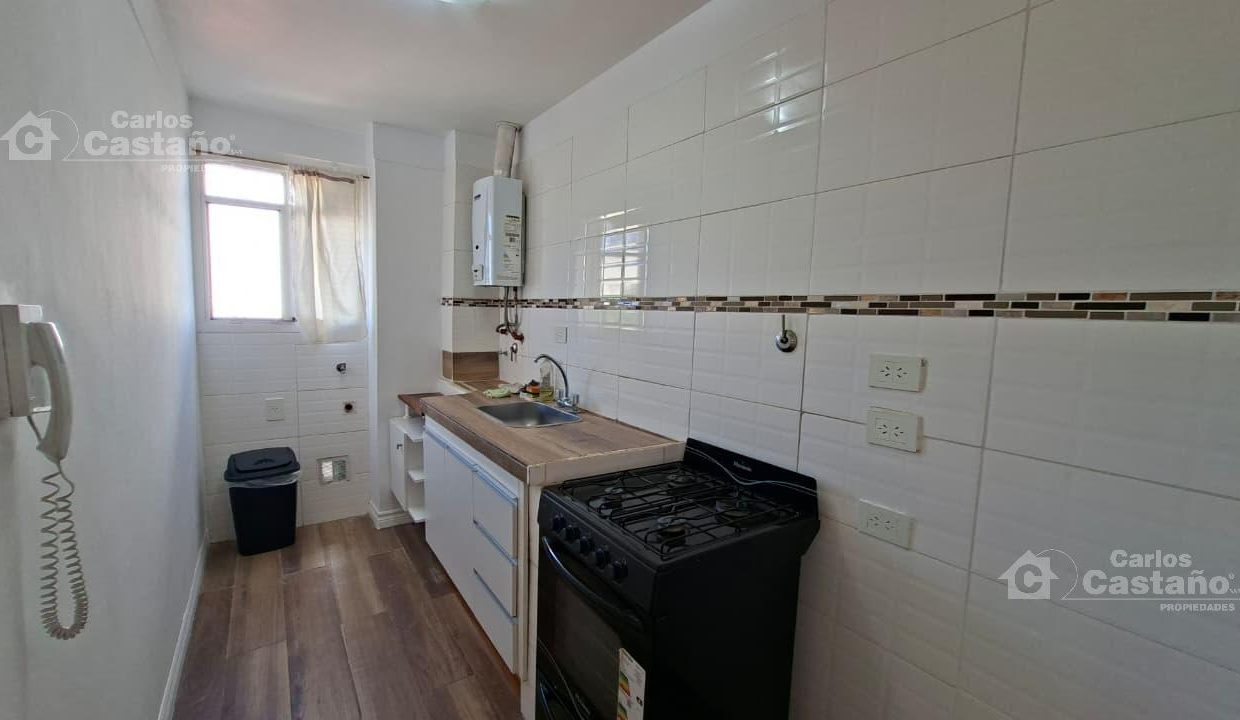 7765275_90102364044015181402451591294215135036684153302776644849499434815740247188791