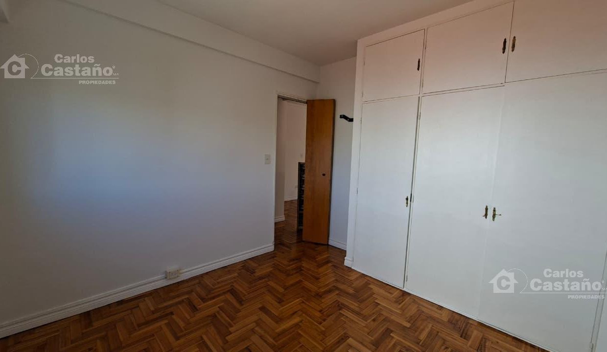 7765275_97407412615114499610401078848722496864263347195626797272391424886803957804398