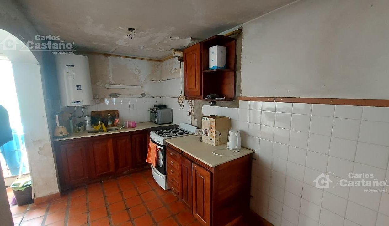 3041088_26222709563026155454047018304565779044286318943478204961908828889175743513963