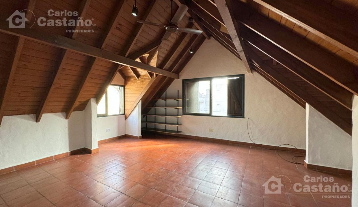 43993522501382631706166603679454541156056042137716040420516528261157533076191