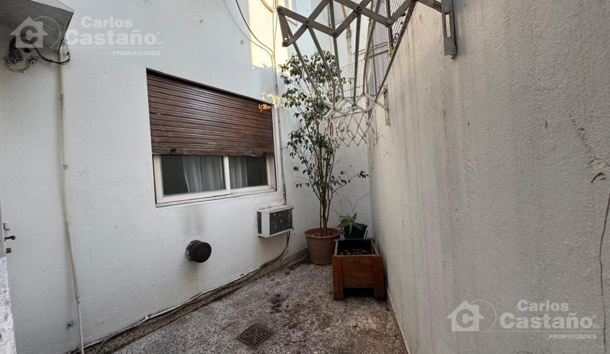 4530628_48201756661619642213568852315438129982637776428024038735359142828653587072116