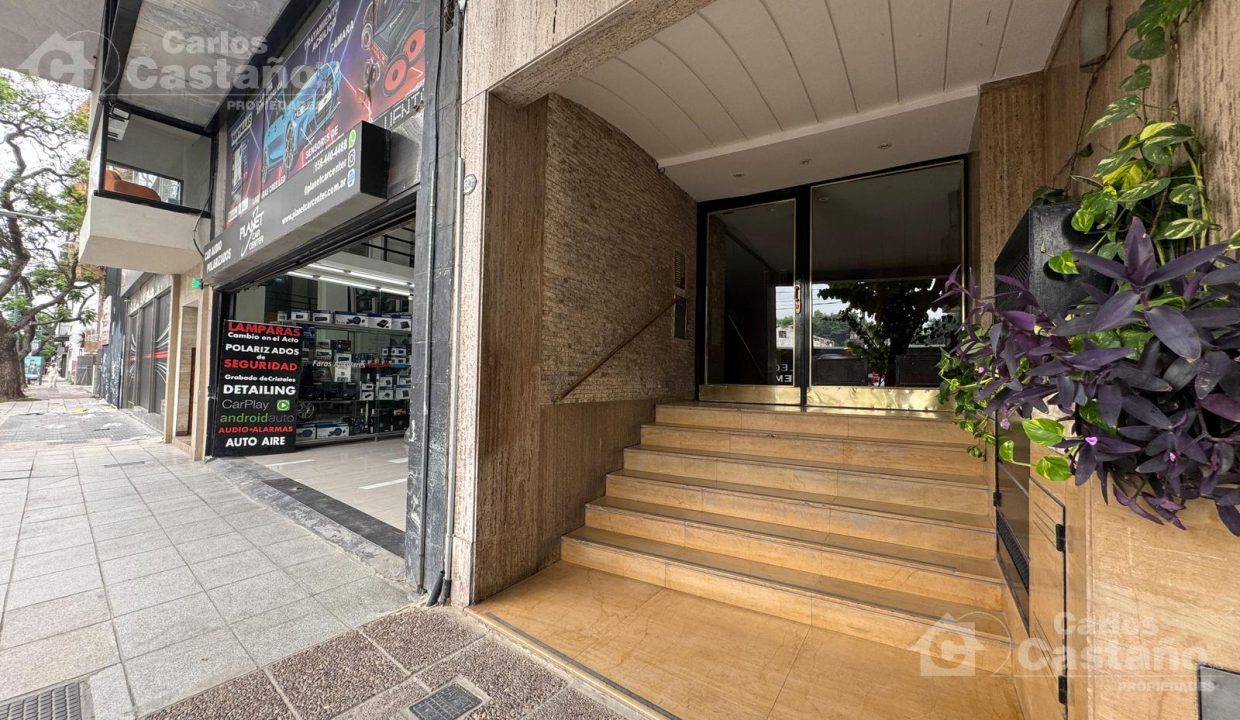 6357786_6402259104486269226636782694699906794011038152643254871942612331293555621816