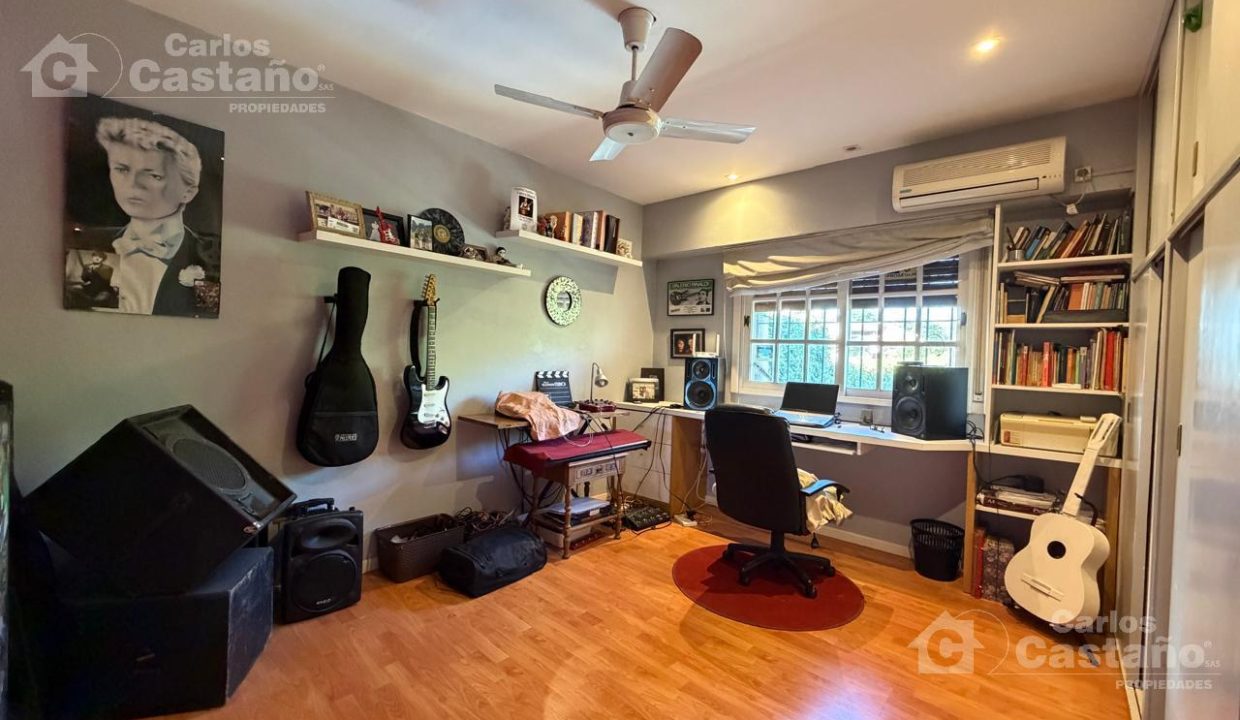 7574988_85854450521838071435020131166021064656612667913192898739277642392334403250926