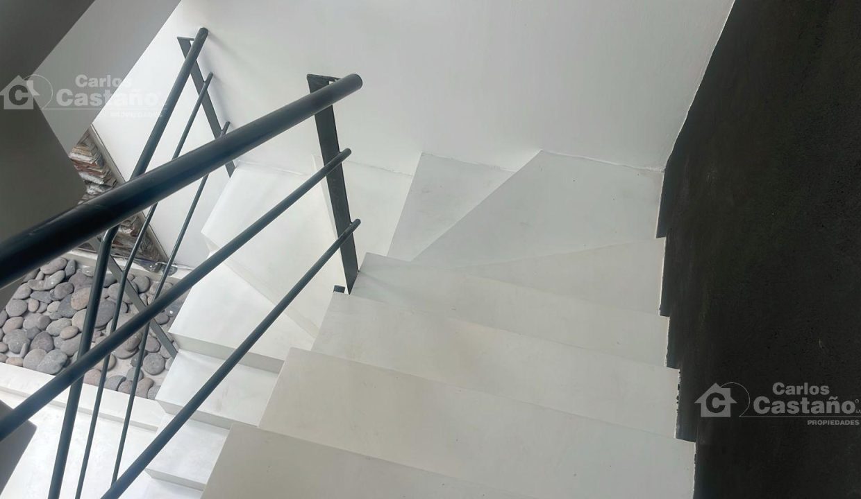 7796955_54312422340185149278808199207663127853705088869722504882428913421512524684247