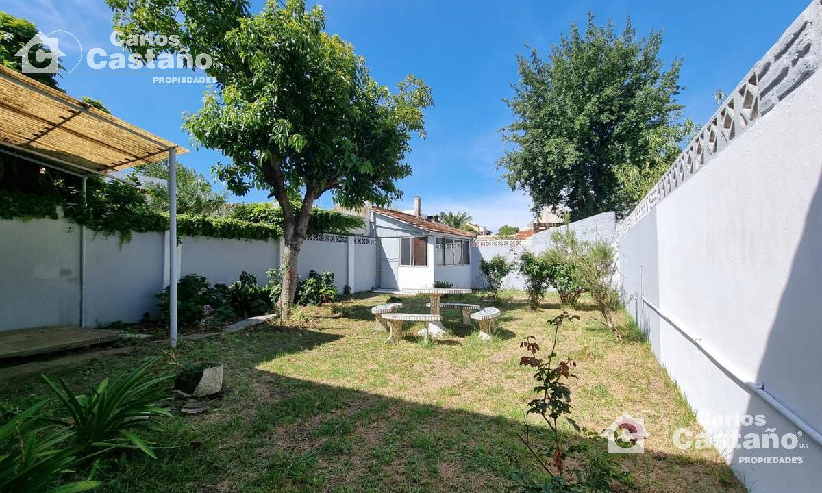 7799233_1538399847946797466037241180482019926447518030830995028938397312850194298803