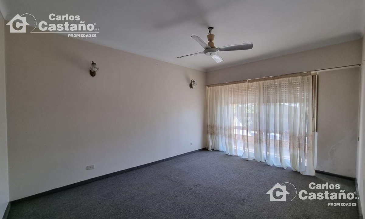 7799233_23366603616647460507441688340724531886236622820588096336040358606624287531423