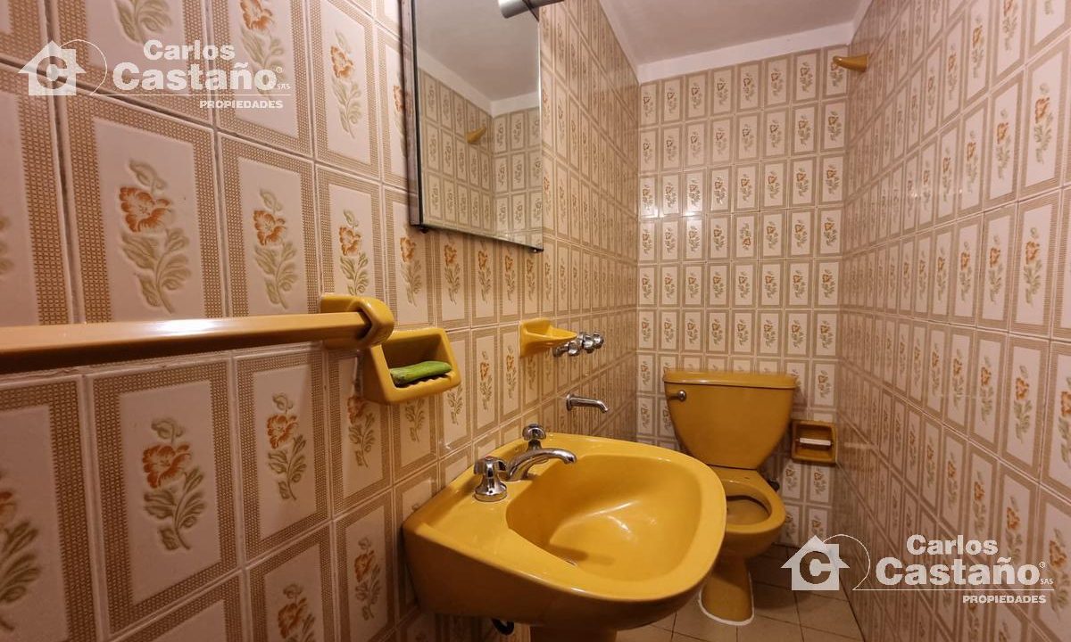 7799233_63045124584855433127768704869337135703104423436749971222199261005153490281808