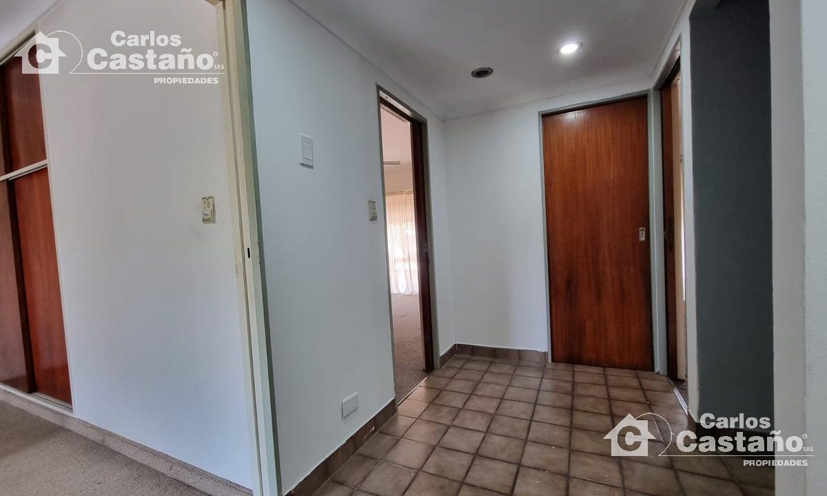 7799233_63638664400343769936566930497868939352262008657674042863392005681793129343267