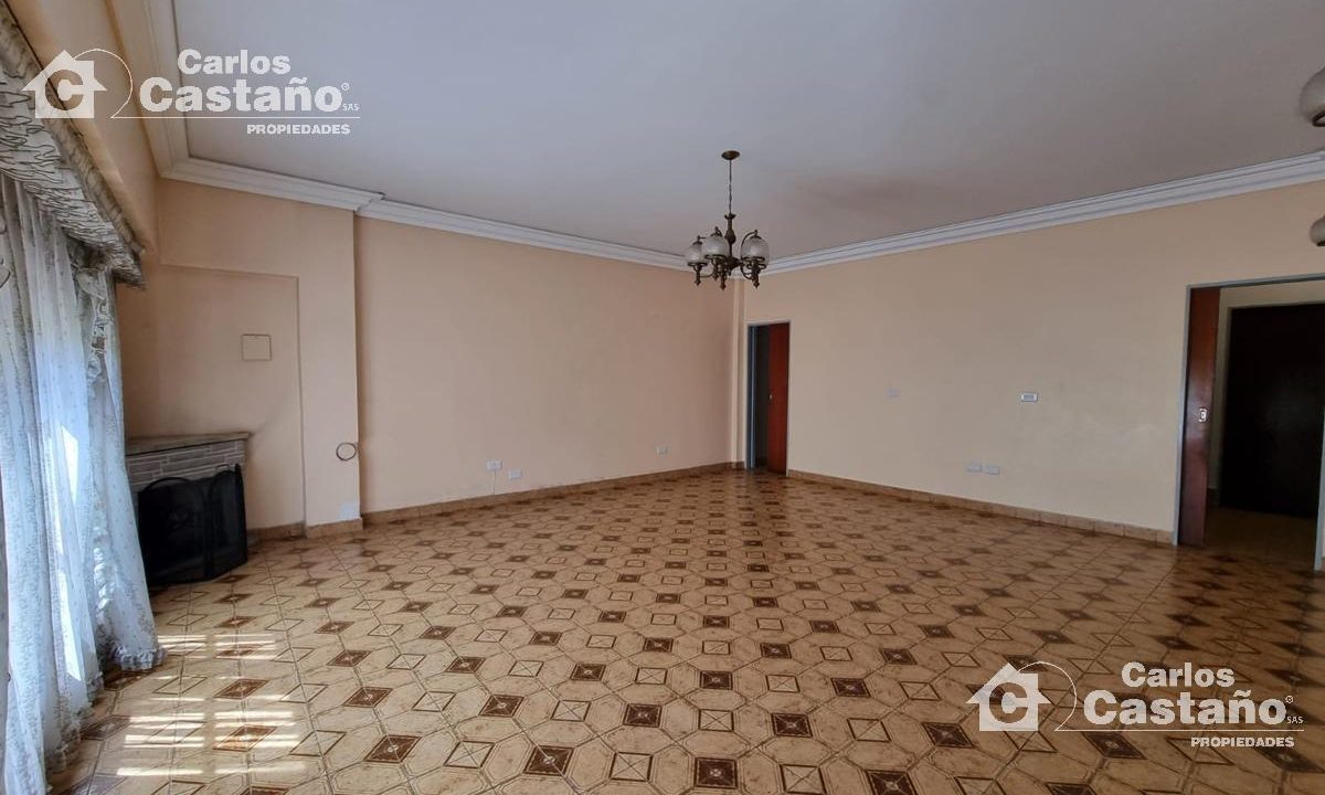 7799233_97567152894552888806299945188693295751349194324148293471186452775986482346713