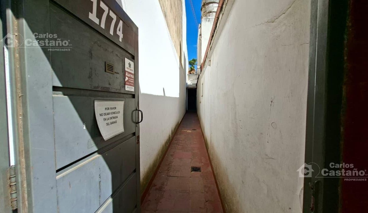 7799312_710246666396296239115159865405858672329231255422771191810640648557303718885