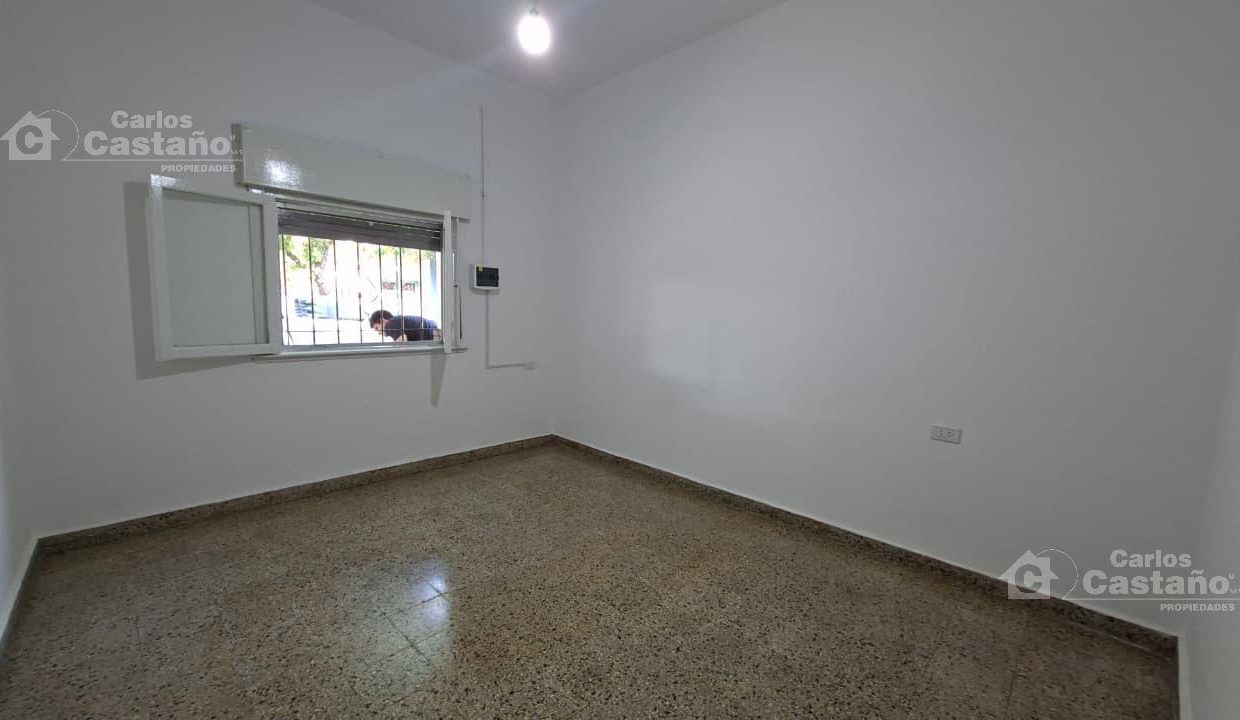 7803250_11796892013328141496142480808805213608743870500265422380012006335369226860860