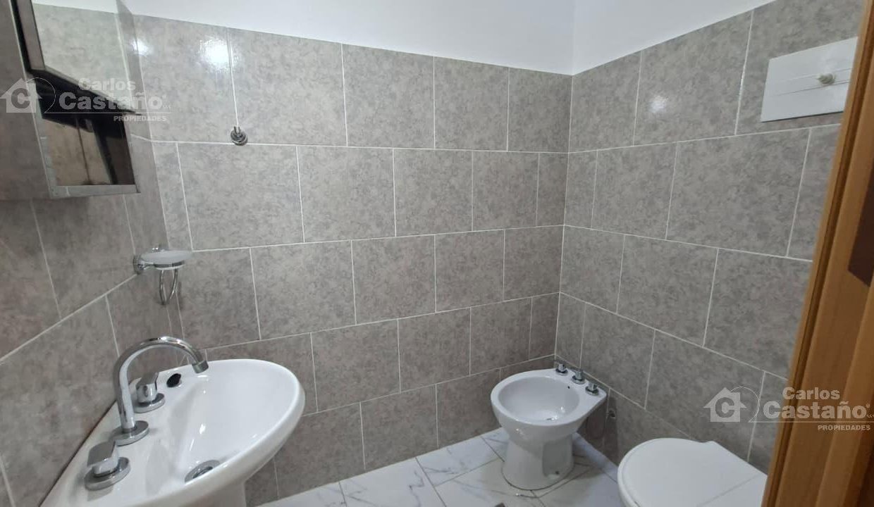 7803250_55928484087580289572537834204362315816639280744754479967908351976998924905291