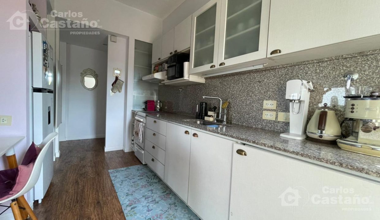 7805641_109066899223771129213261506775201586479137177406253201879937287041292961080827