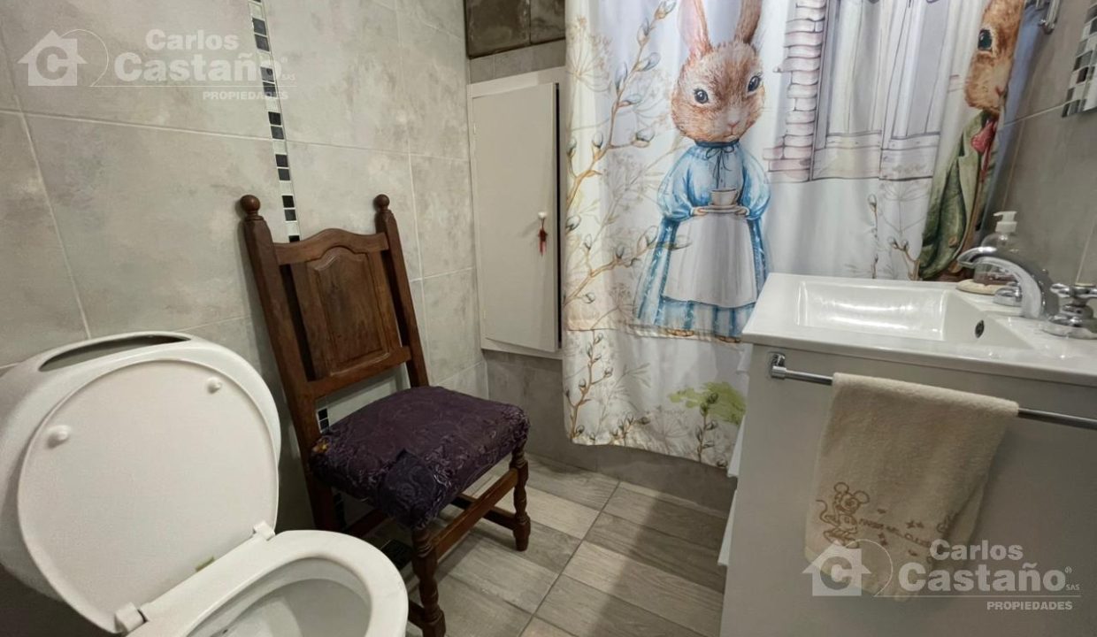 7805641_77644816472606897343476598516782349797660471208391484153669391022803760676077