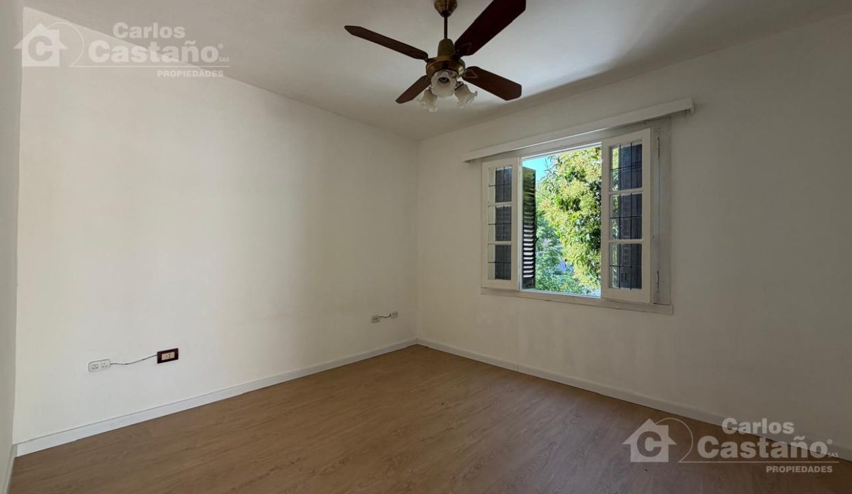 7817277_97115358430283523815280656841656363186887486162369467649889229431876210476178