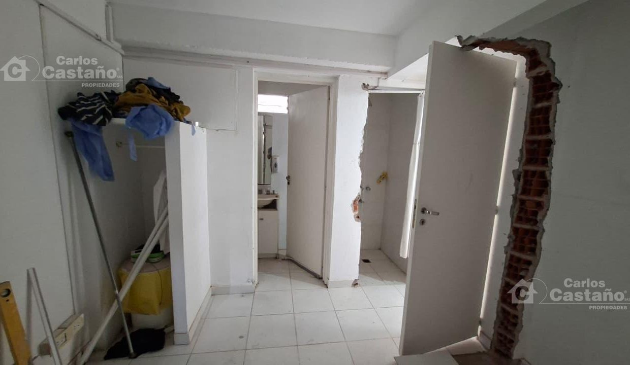 7826999_90400705624820177987535036580915158564554895655673395210485506214740195148085