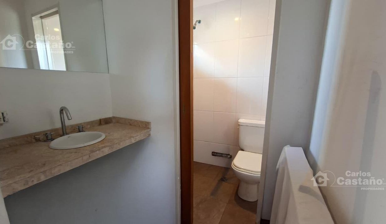 7829492_54253210608228658355600206718715852444121090674406269147035792371757112630218