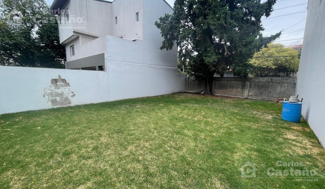 7833240_10679416369913302256851751662183909540179090334441862861562661864973707213744